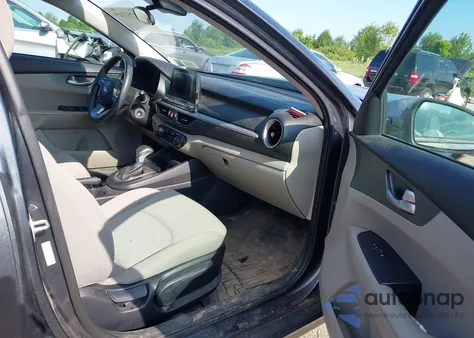 2019 Kia Forte Lxs из США, поврежденный, VIN 3KPF24AD2KE023478